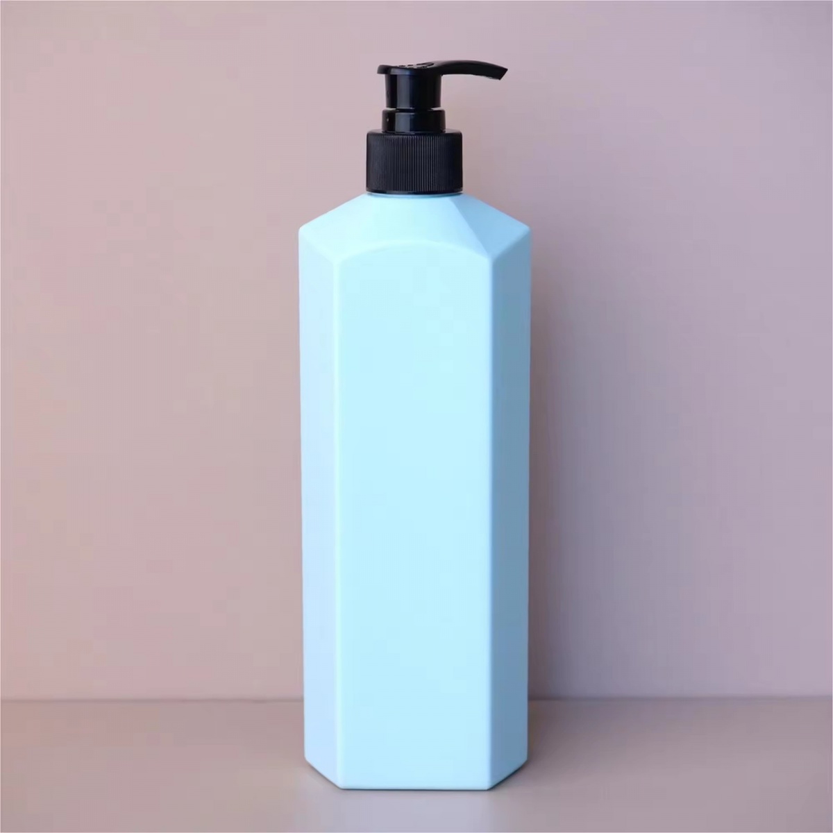 Custom 300ml Plastic Shampoo Bottle Set